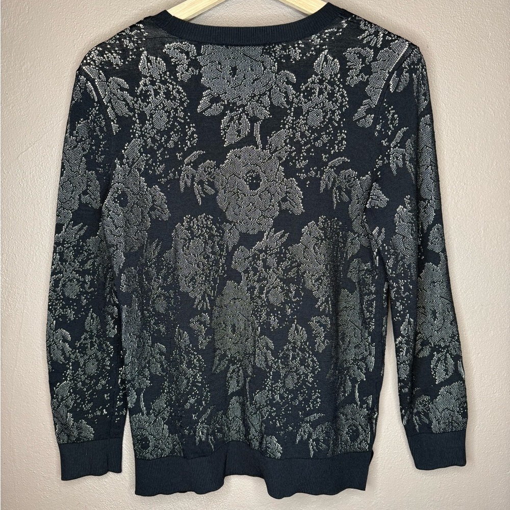 Ann Taylor Black and Cream Floral Patterned Crew Neck Sweater Size Medium Boho - Picture 10 of 16